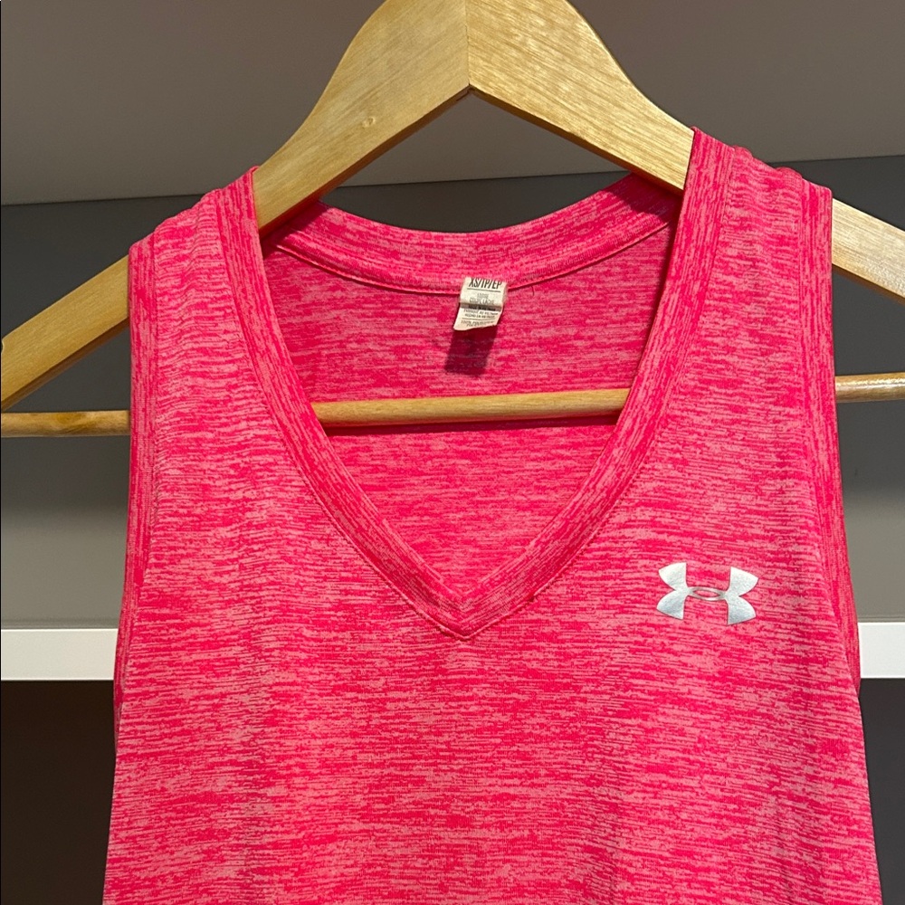 Under Armour Heathered Pink Sleeveless Top* - Picture 3 of 7